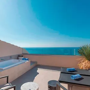 Aqua Promenade Hotel
